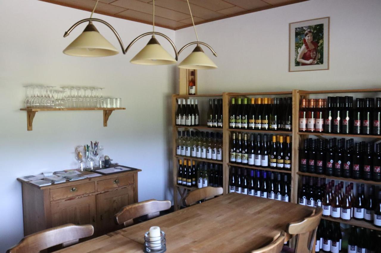 Weingut Und Gaestehaus Wolfgang Beth Kinheim Екстериор снимка